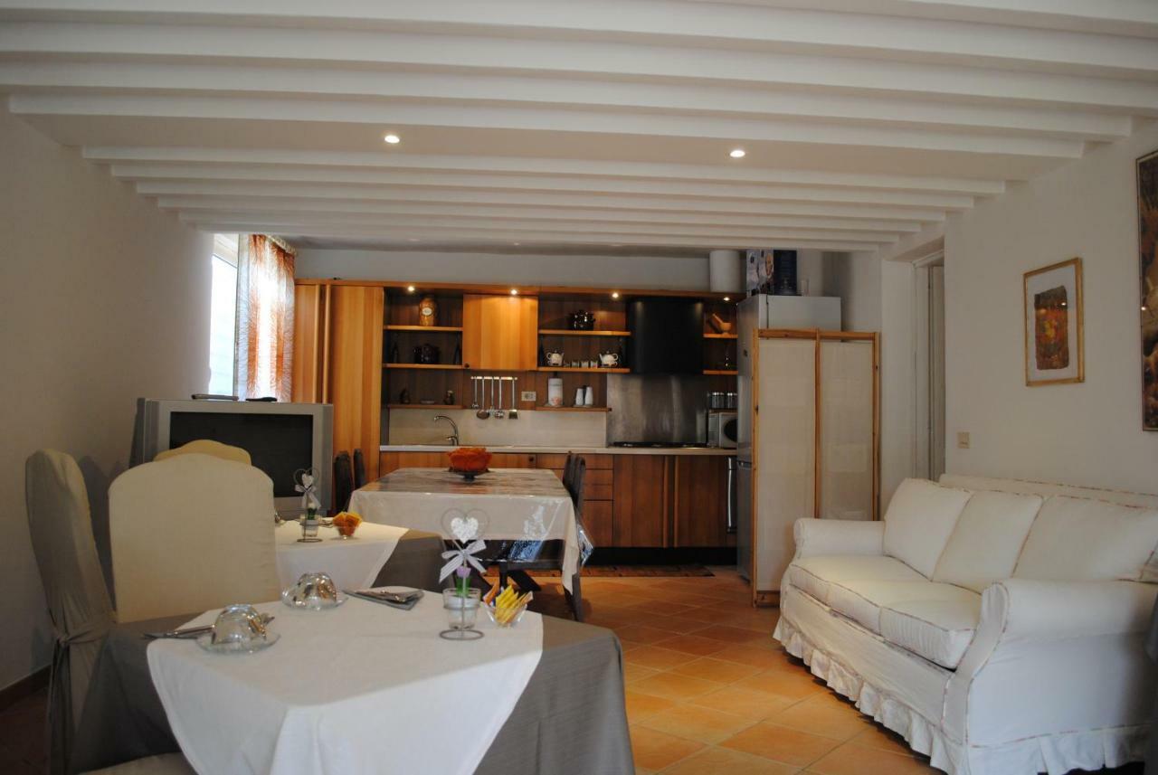 Villa Regina B&B Nettuno Bagian luar foto