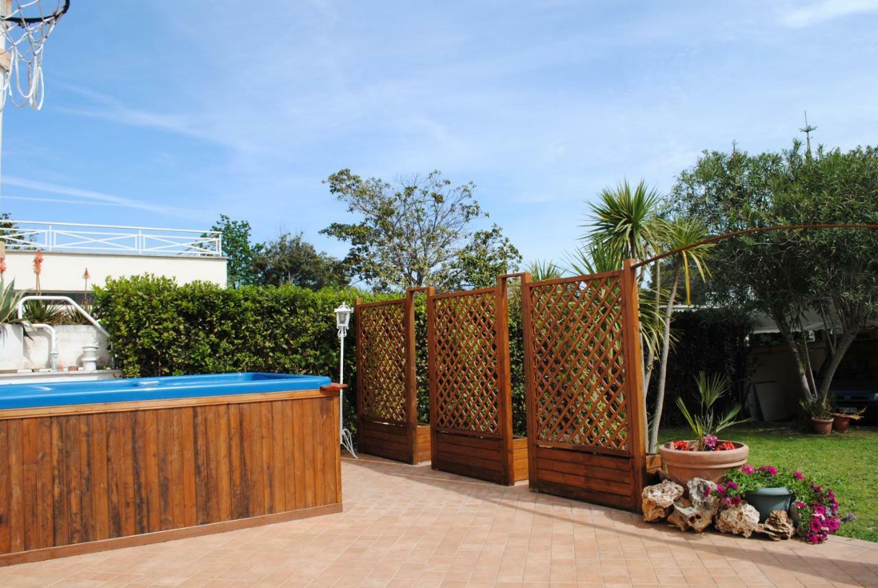 Villa Regina B&B Nettuno Bagian luar foto