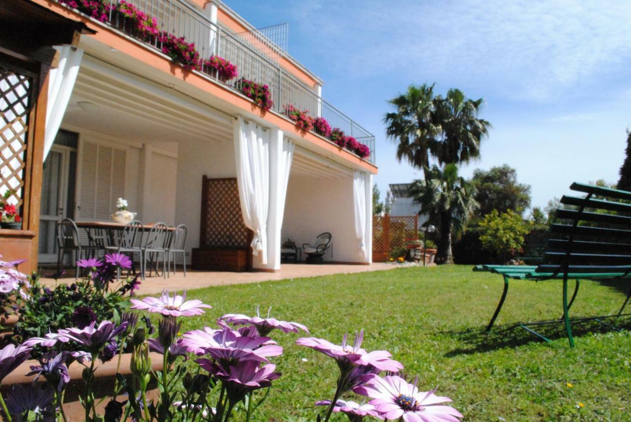 Villa Regina B&B Nettuno Bagian luar foto