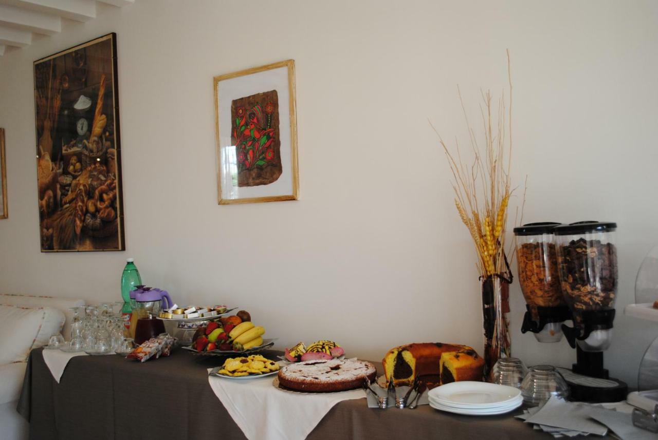 Villa Regina B&B Nettuno Bagian luar foto